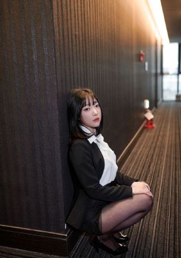欧美情侣杂志图片大全_BD英语手机免费观看完整