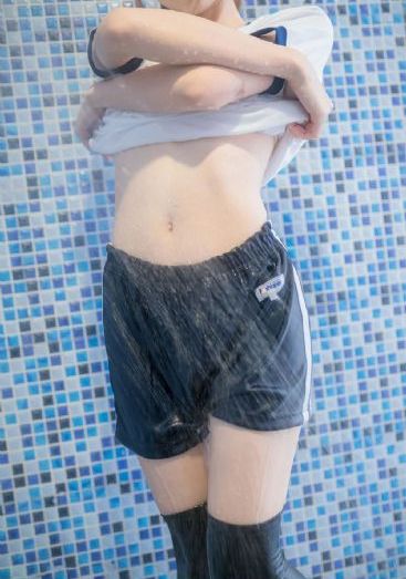 欧美最老女模特_免费观看高清版